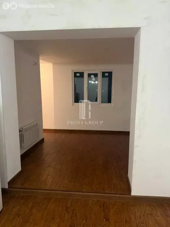 2-комнатная квартира: Махачкала, улица Абдуллы Гаджиева, 38А (50 м) - Фото 0