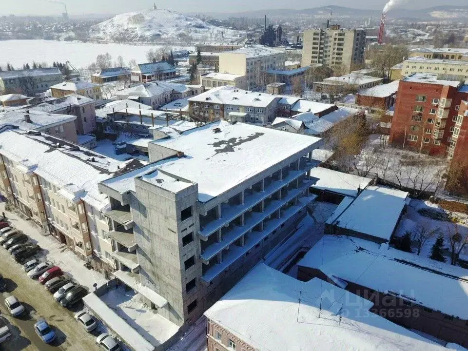 Помещение свободного назначения в Свердловская область, Нижний Тагил ... - Фото 1