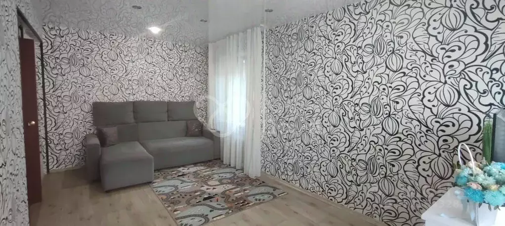 2-к кв. Волгоградская область, Волгоград ул. Одоевского, 70 (40.6 м) - Фото 1