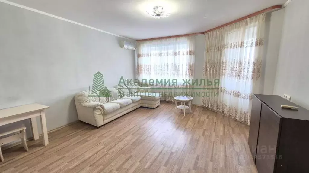 2-к кв. Саратовская область, Энгельс ул. Тельмана, 18 (71.9 м) - Фото 2