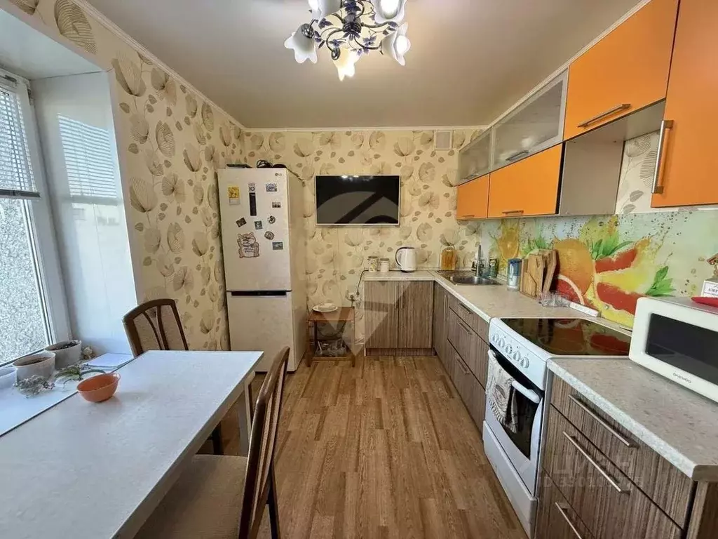 2-к кв. Белгородская область, Старый Оскол Жукова мкр, 53 (49.5 м) - Фото 2