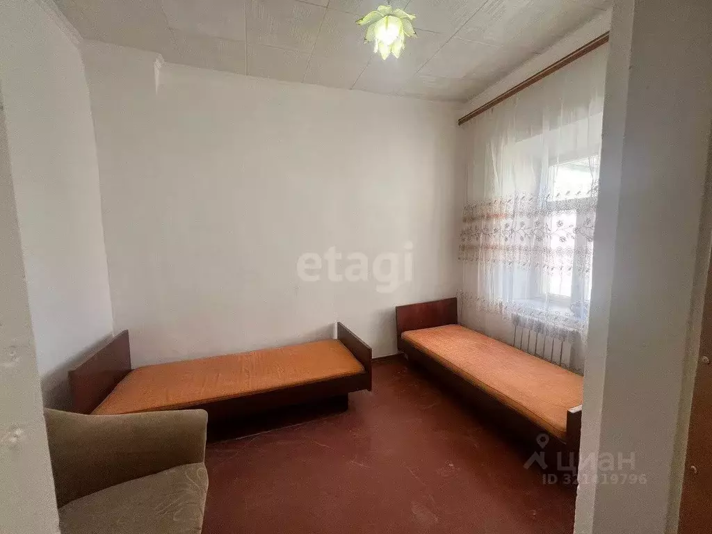 3-к кв. Крым, Советский пгт ул. Матросова (47.8 м) - Фото 2