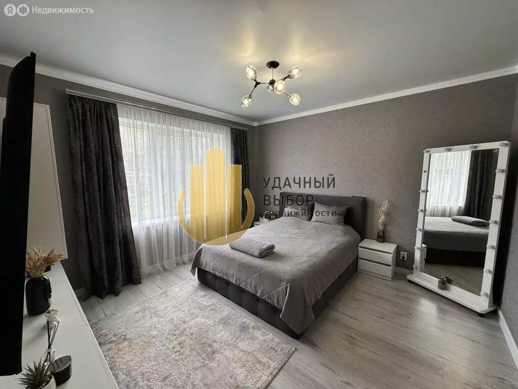 Дом в Белая Калитва, улица Льва Толстого, 13 (119 м) - Фото 1