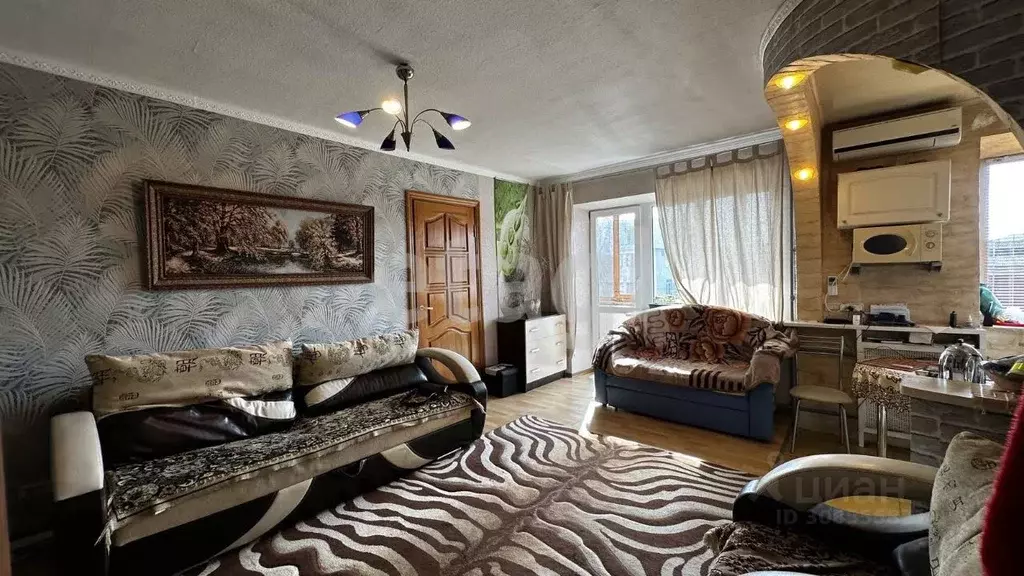 1-к кв. Брянская область, Брянск ул. 22-го съезда КПСС, 10 (41.2 м) - Фото 1