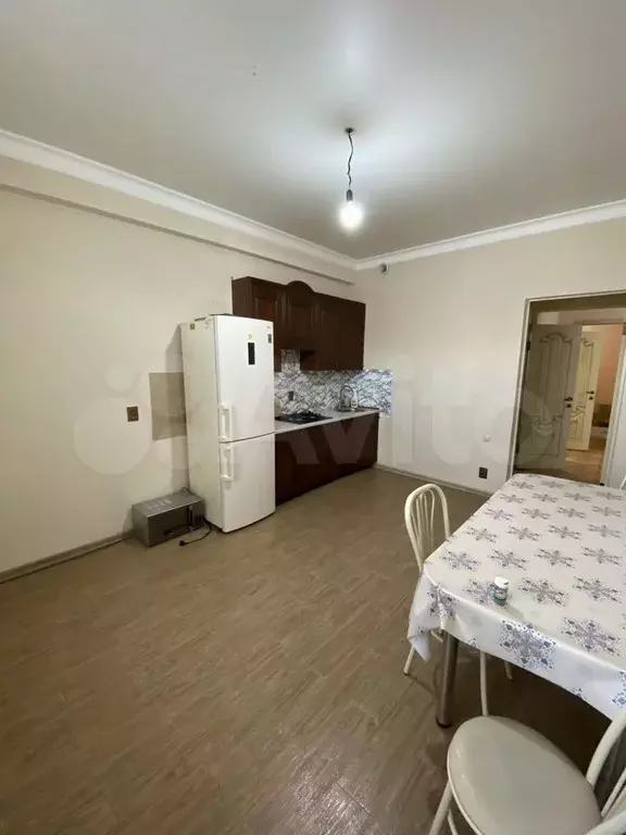 3-к. квартира, 93 м, 8/10 эт. - Фото 0