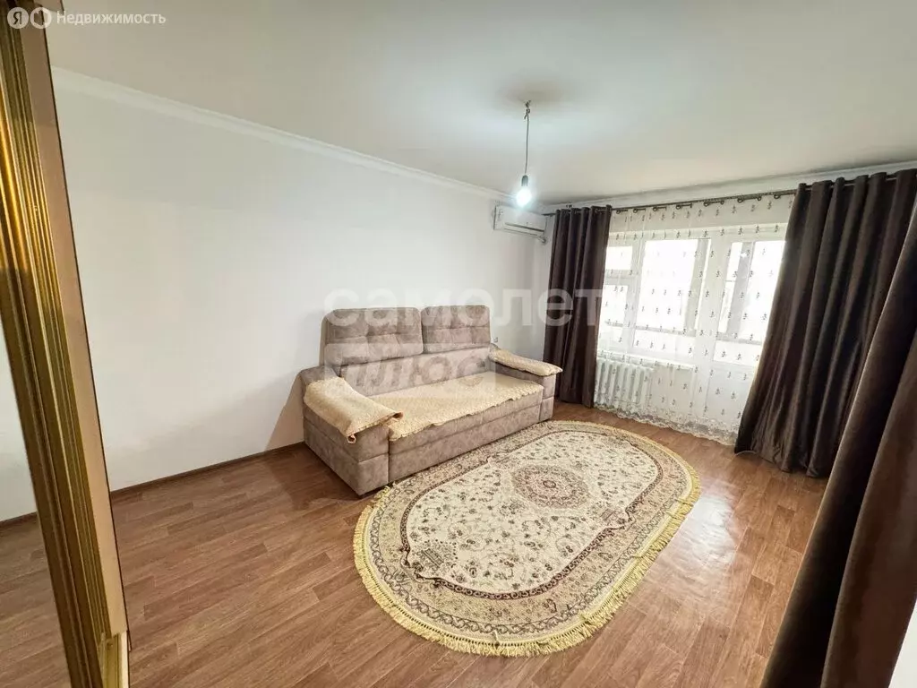 2-комнатная квартира: Аргун, улица С. Аксактемирова, 32 (56 м) - Фото 0