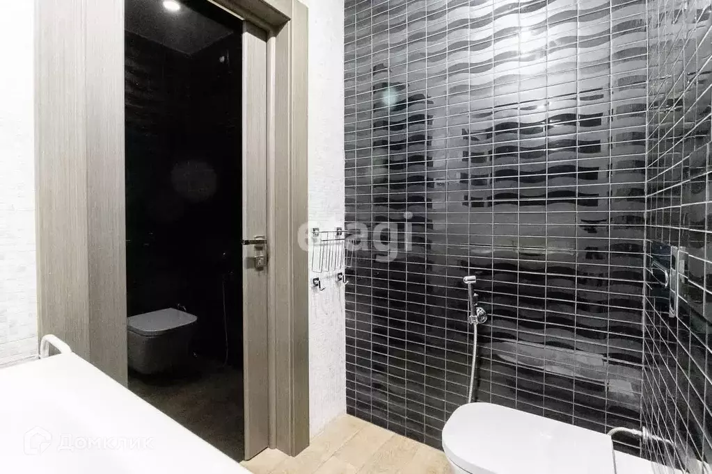 Продаётся 2-к квартира, 73.8 м - Фото 1