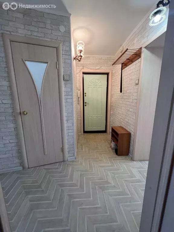 2-комнатная квартира: Челябинск, улица Горького, 67В (46.7 м) - Фото 0