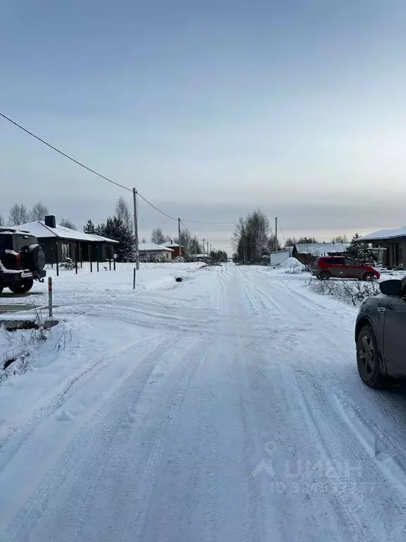 Участок в Удмуртия, Завьяловский район, д. Крестовоздвиженское ул. ... - Фото 2