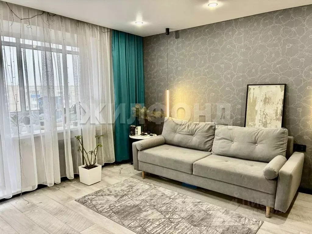 3-к кв. Хакасия, Абакан Пирятинская ул., 17А (63.0 м) - Фото 1