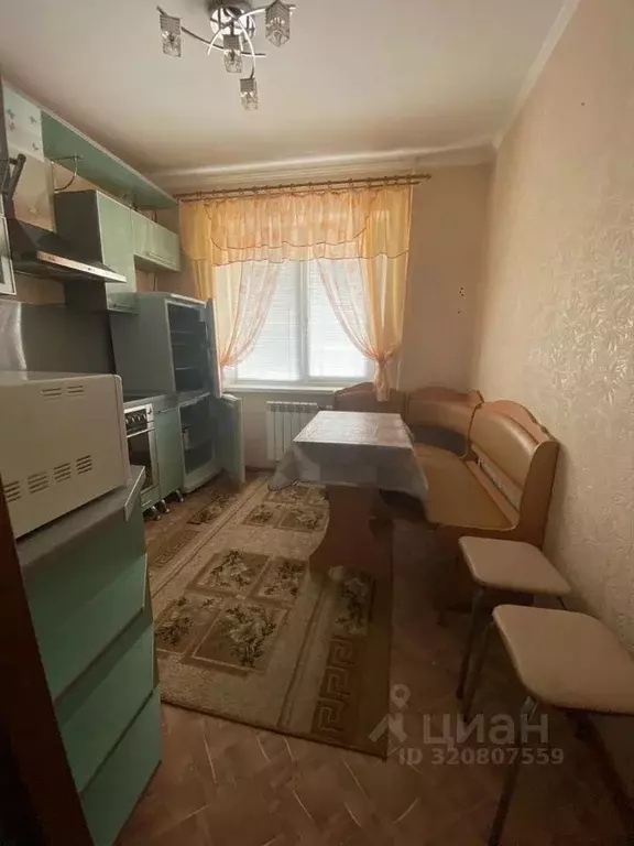 2-к кв. Белгородская область, Старый Оскол Восточный мкр, 14 (54.0 м) - Фото 2