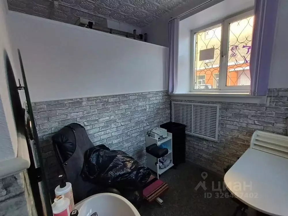 Помещение свободного назначения в Красноярский край, Красноярск ул. ... - Фото 2