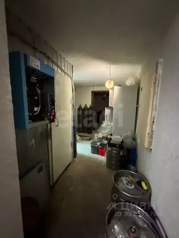 Торговая площадь в Крым, Белогорск ул. Нижнегорская, 41 (74 м) - Фото 1