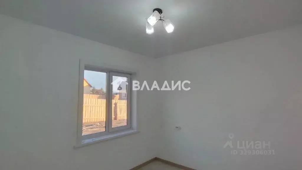 Дом в Бурятия, Улан-Удэ 122-й мкр, 54 (165 м) - Фото 1