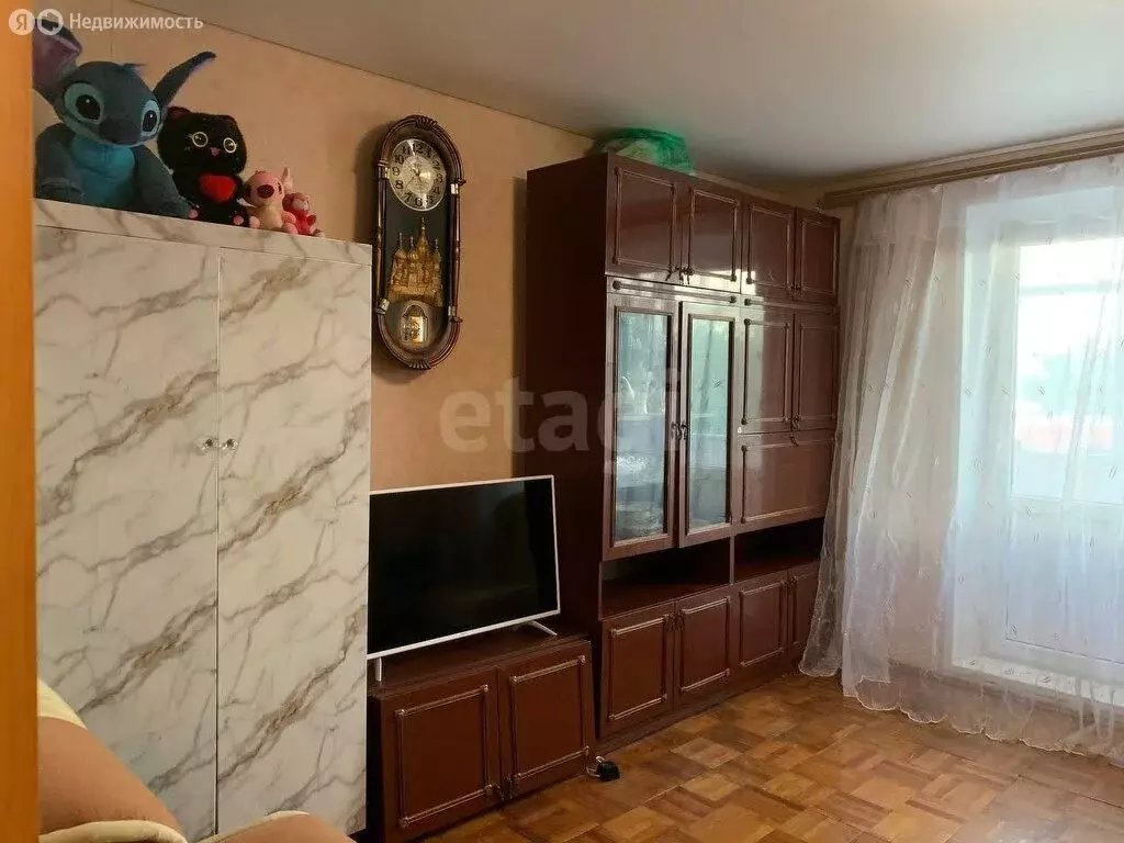 3-комнатная квартира: Тобольск, 10-й микрорайон, 4А (65.5 м) - Фото 1