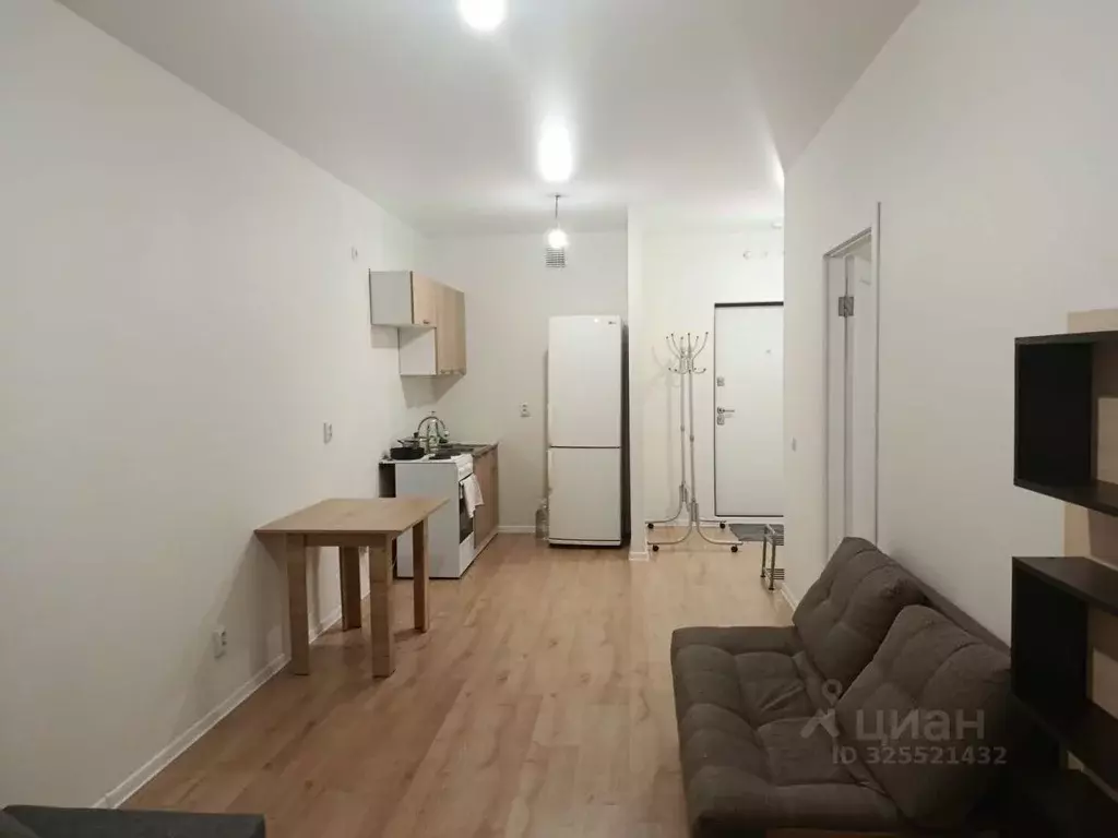 1-к кв. Свердловская область, Екатеринбург ул. Лучистая, 8 (40.0 м) - Фото 2