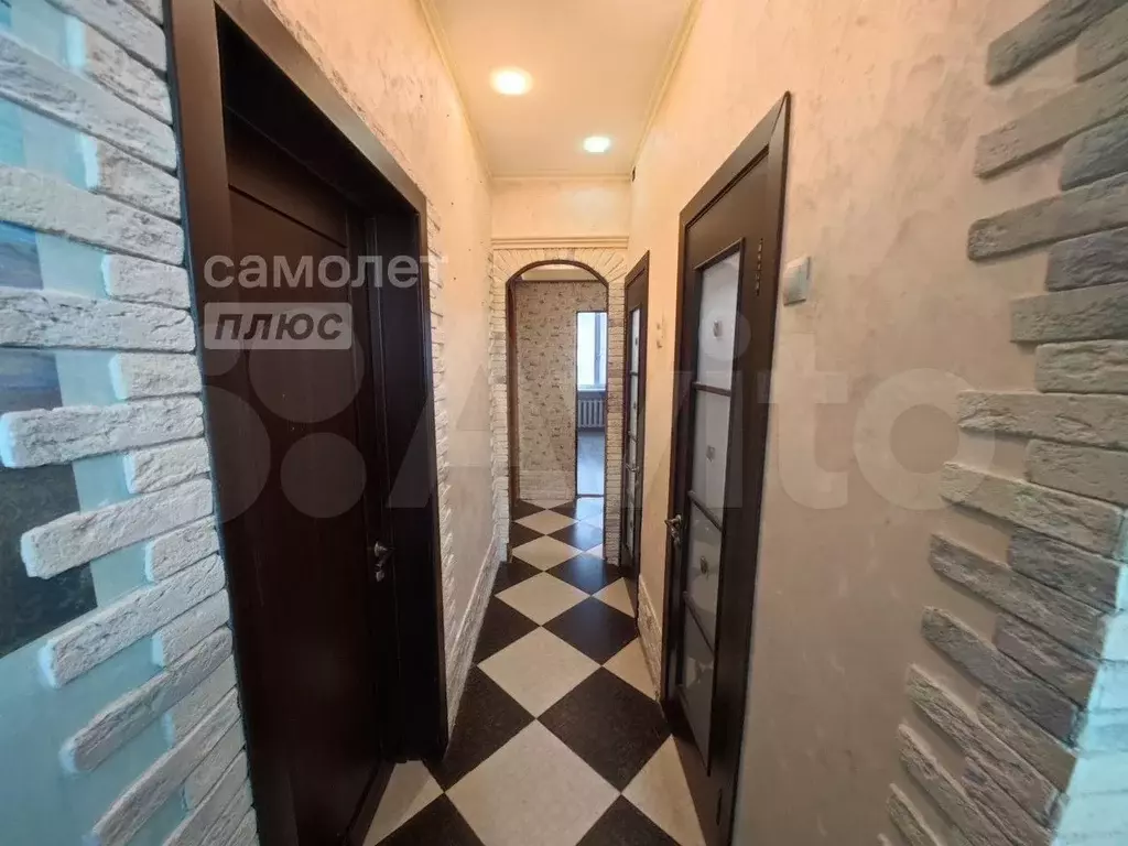 3-к. квартира, 68,1 м, 2/3 эт. - Фото 0