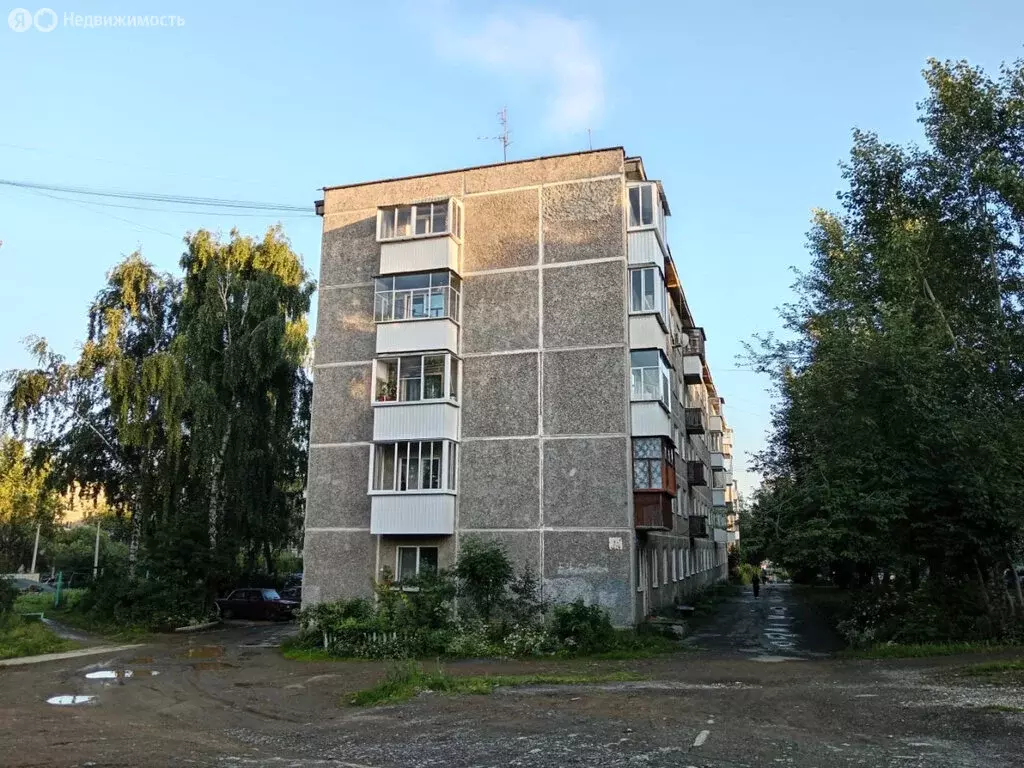 2-комнатная квартира: Ревда, улица Спартака, 6 (45.8 м) - Фото 0