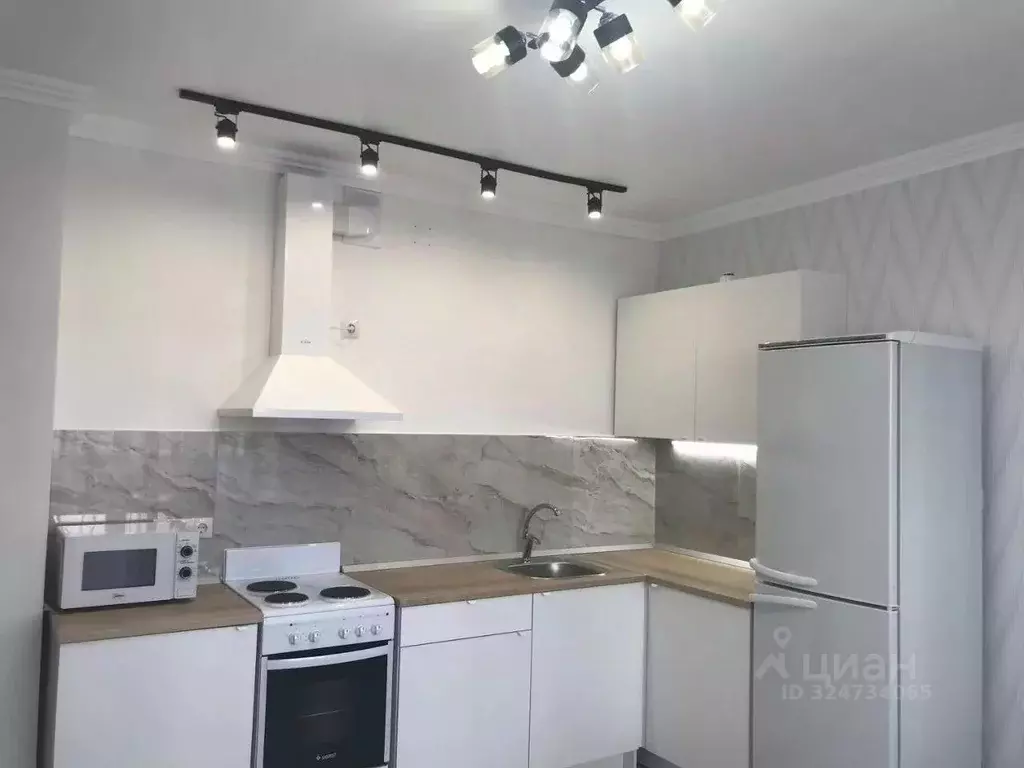 1-к кв. Татарстан, Казань ул. Чингиза Айтматова, 13 (37.0 м) - Фото 1