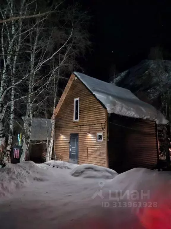 Дом в Кабардино-Балкария, Эльбрусский район, с. Терскол ул. Имени К.Ш. ... - Фото 1