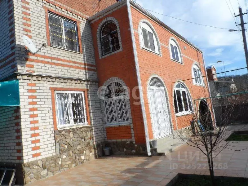 Дом в Краснодарский край, Хадыженск Апшеронский район, ул. 7-я ... - Фото 1