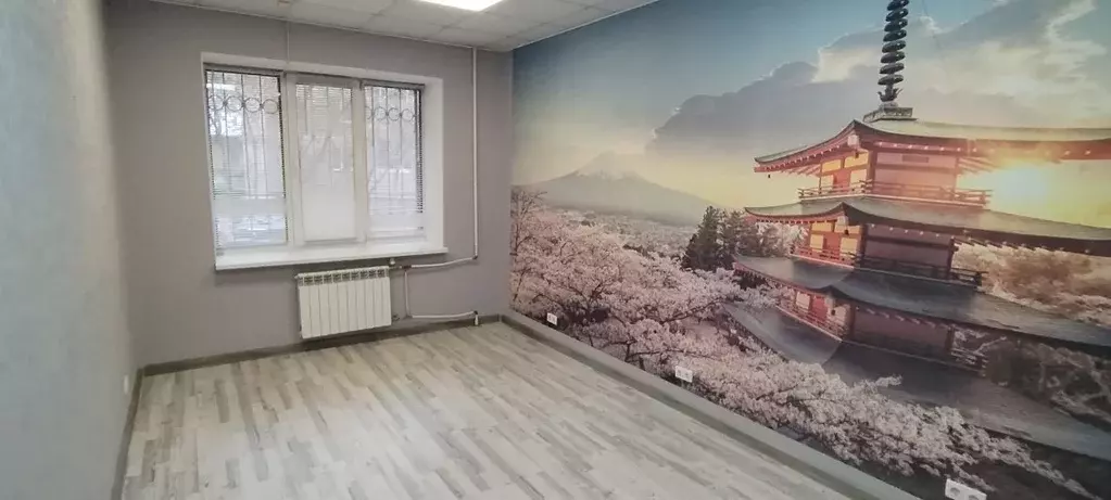 Офис в Свердловская область, Екатеринбург ул. Восточная, 6 (17 м) - Фото 1