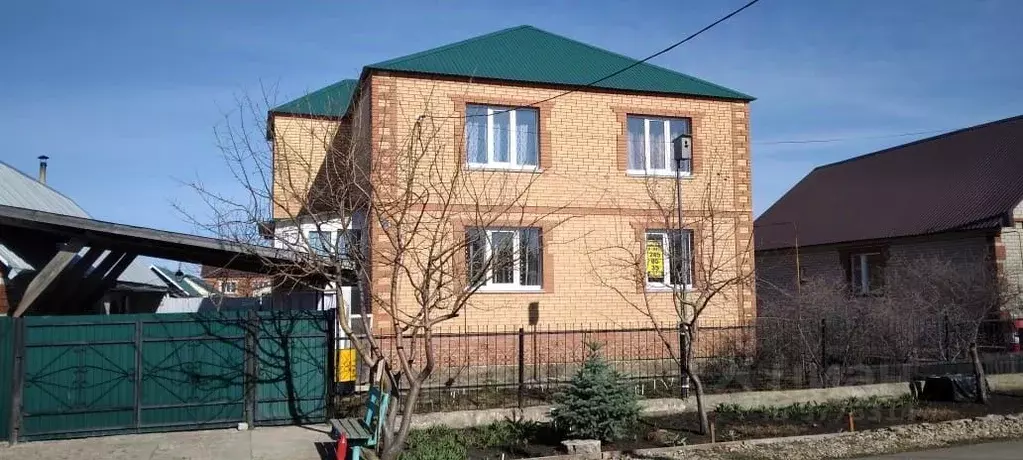 Дом в Татарстан, Нурлат ул. Х. Туфана, 12 (180 м) - Фото 0