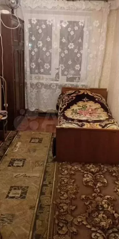 Комната 13 м в 3-к., 1/9 эт. - Фото 1