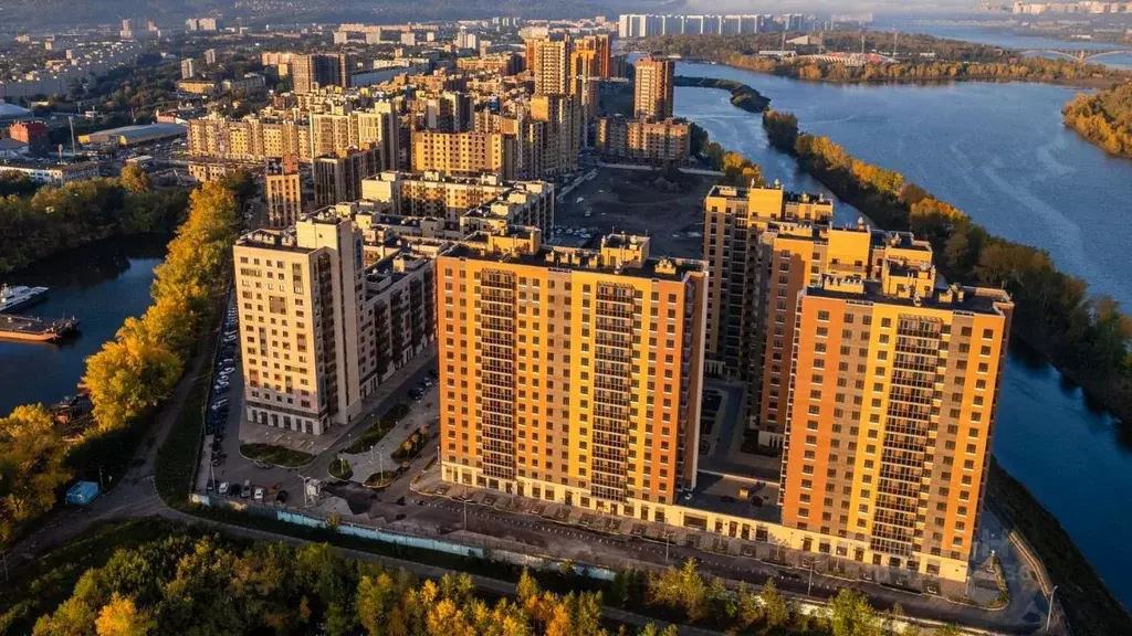3-к кв. Красноярский край, Красноярск наб. Южная, 12 (102.1 м) - Фото 0