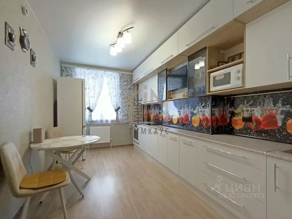 3-к кв. Омская область, Омск ул. 4-я Транспортная, 13 (72.6 м) - Фото 1