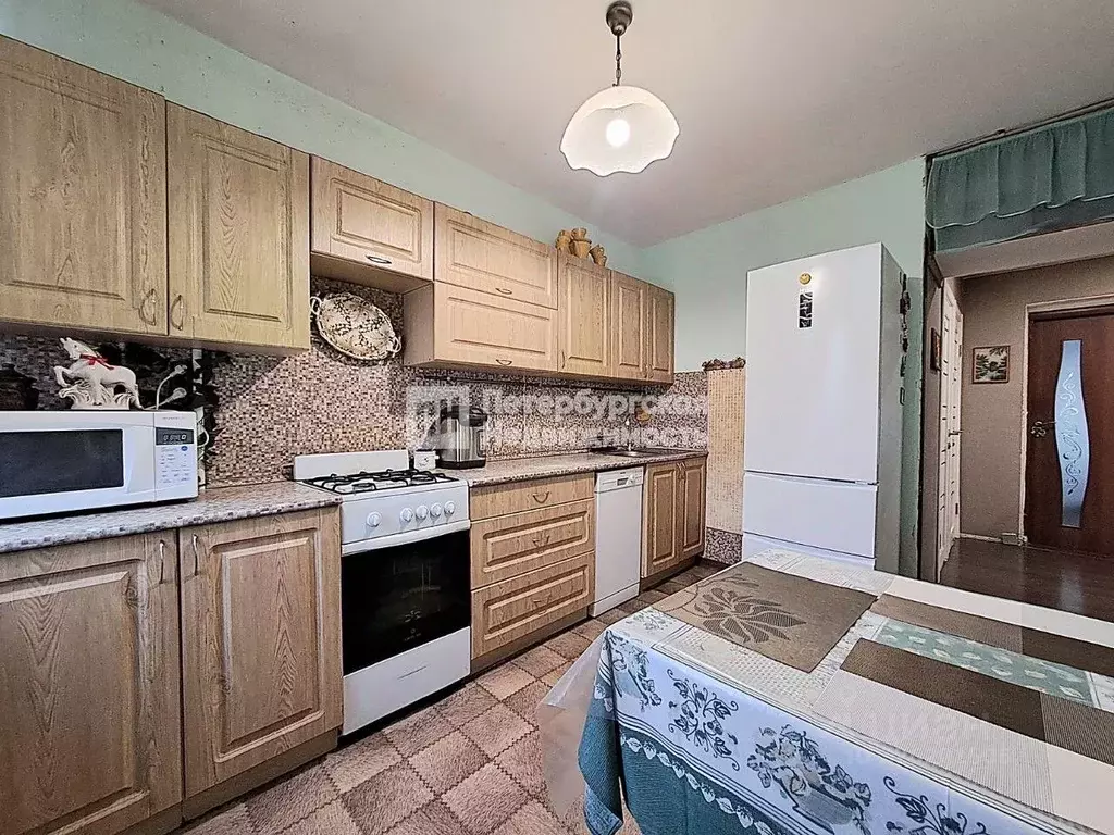 3-к кв. Санкт-Петербург просп. Ветеранов, 76 (71.0 м) - Фото 1