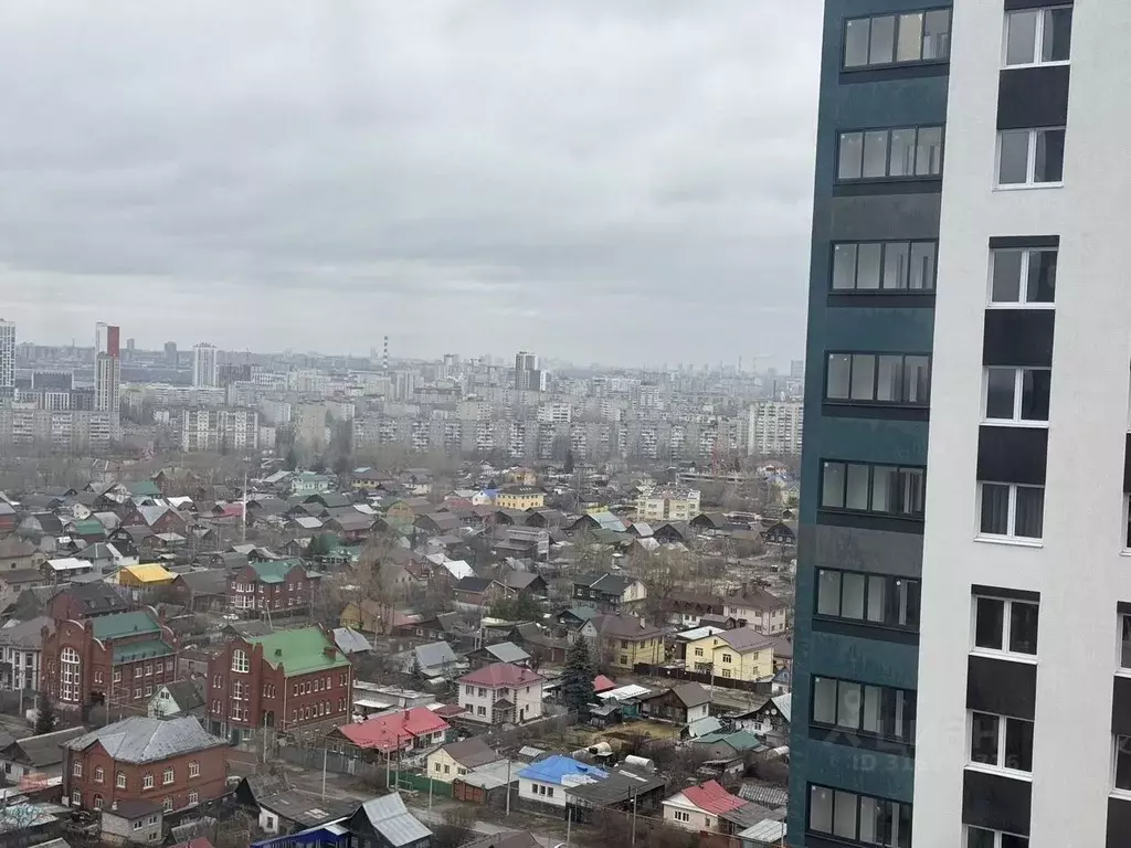 2-к кв. Свердловская область, Екатеринбург ул. Отрадная, 1 (40.0 м) - Фото 1