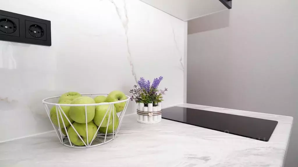 1-к кв. Татарстан, Казань ул. Братьев Батталовых, 20А (35.0 м) - Фото 2