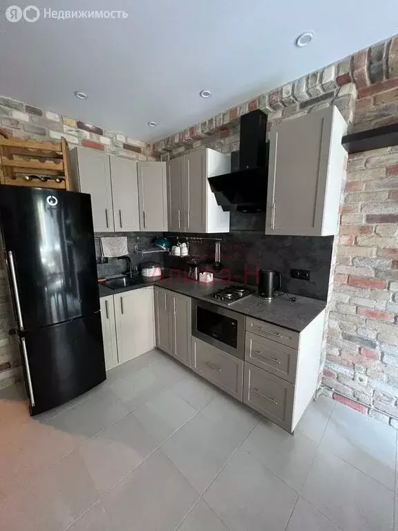 1-комнатная квартира: Ессентуки, улица Орджоникидзе, 81к3 (52 м) - Фото 0