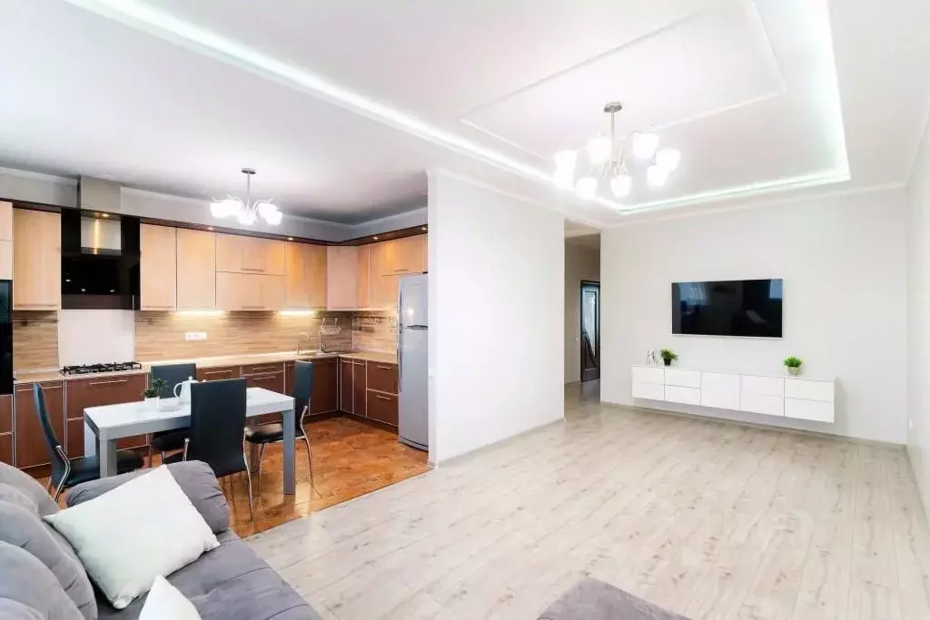 1-к кв. Омская область, Омск Старгород мкр, ул. Шукшина, 9 (93.0 м) - Фото 1