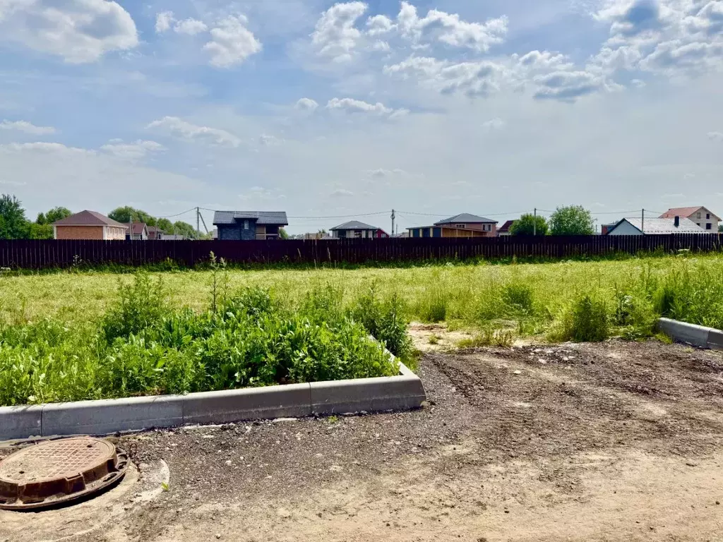Участок в Московская область, Ленинский городской округ, с. Остров ул. ... - Фото 2