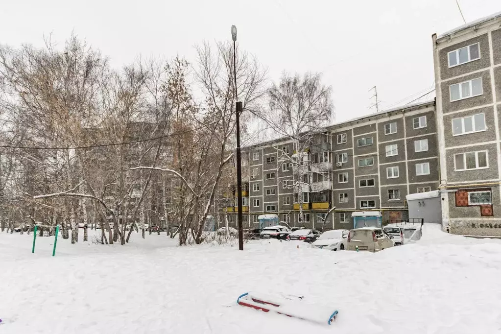 3-к кв. Свердловская область, Екатеринбург ул. Ясная, 24 (58.1 м) - Фото 2