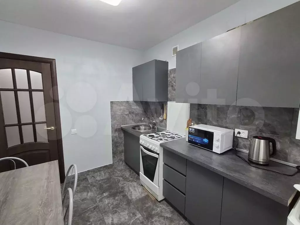 2-к. квартира, 61 м, 3/3 эт. - Фото 1