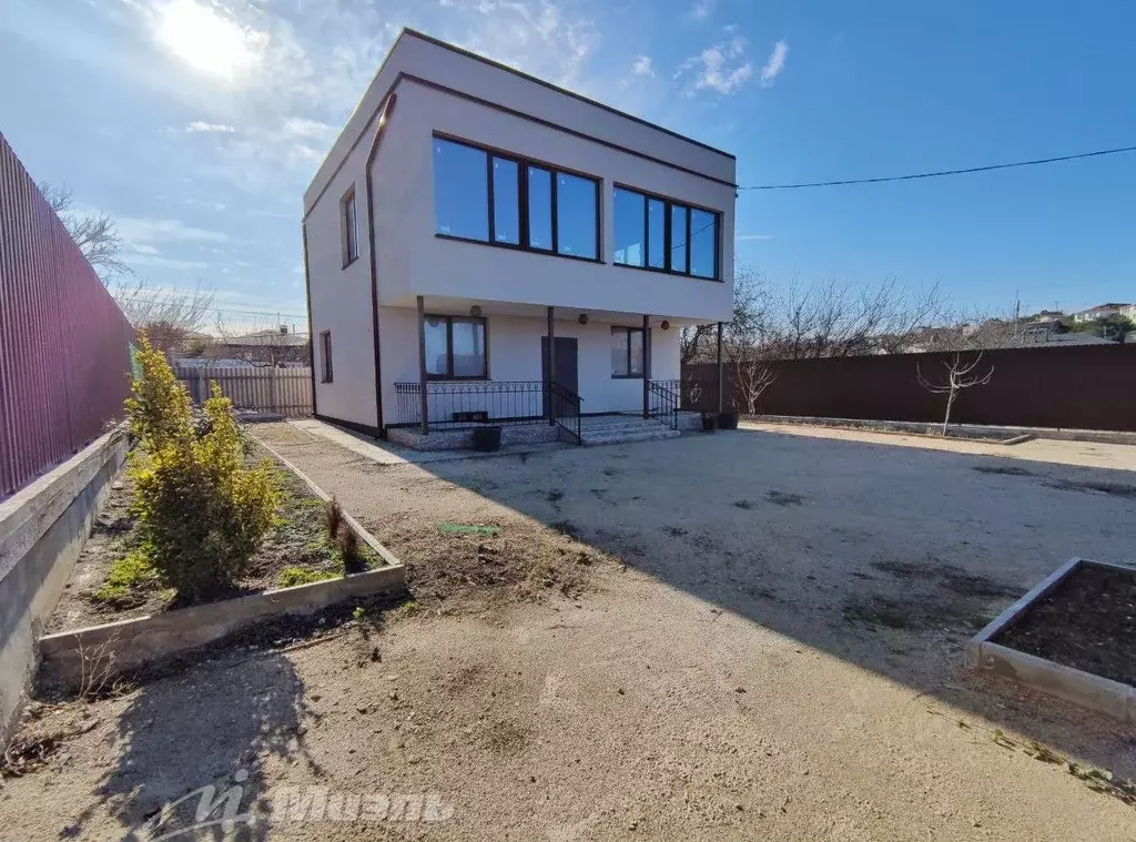 Дом в Севастополь ТСН СНТ Биолог тер., 48 (255 м) - Фото 0