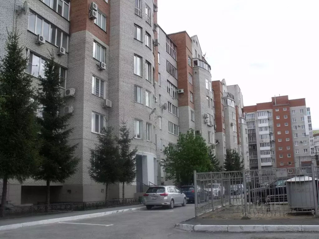 2-к кв. Омская область, Омск ул. Маршала Жукова, 76 (94.6 м) - Фото 2