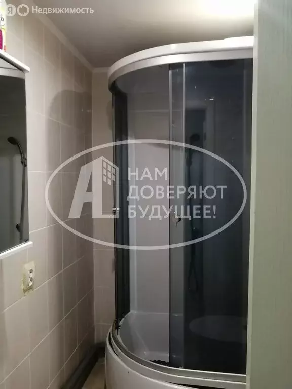 2-комнатная квартира: Губаха, улица Орджоникидзе, 14 (42 м) - Фото 1