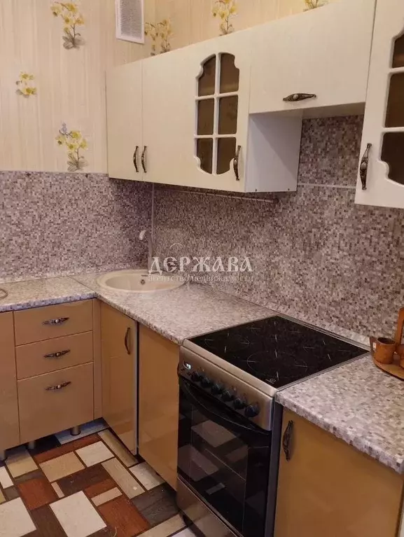 3-к. квартира, 64 м, 8/10 эт. - Фото 1