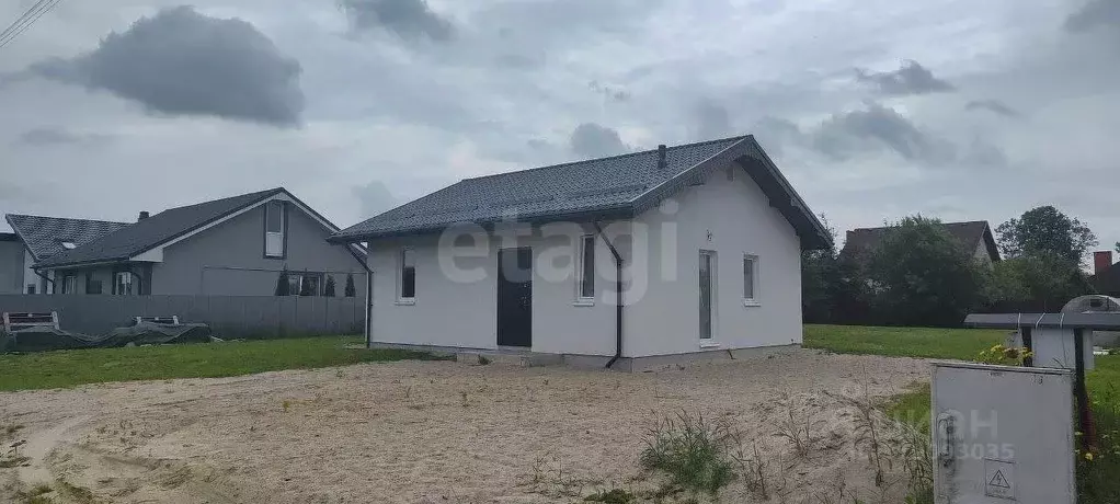 Дом в Калининградская область, Гурьевский муниципальный округ, пос. ... - Фото 0