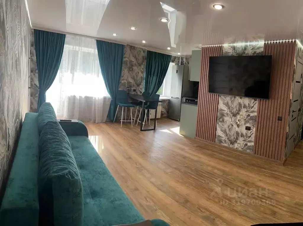 2-к кв. Карелия, Петрозаводск ул. Антикайнена, 21 (42.0 м) - Фото 0