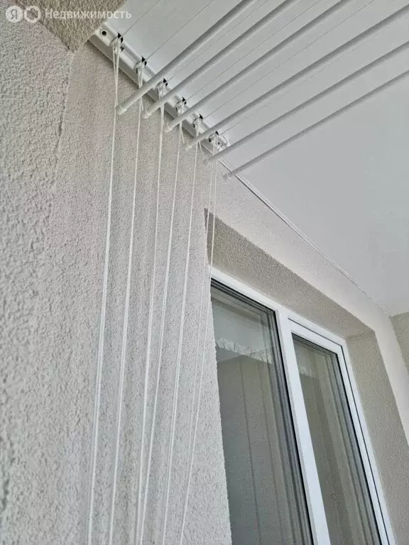 1-комнатная квартира: Тюмень, улица Сергея Свиридова, 5 (36.2 м) - Фото 1