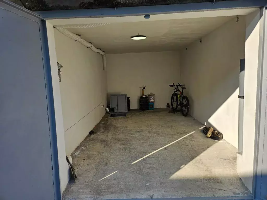 Гараж в Свердловская область, Екатеринбург ул. Восточная, 5Г (19 м) - Фото 1