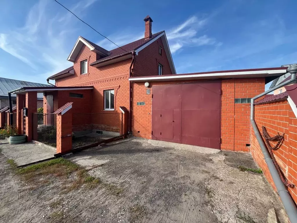 Коттедж в Ульяновская область, Ульяновск пер. 1-й Омский, 16А (220 м) - Фото 2