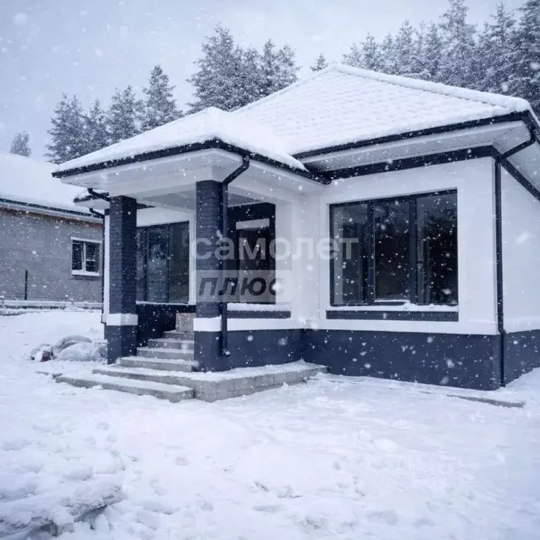 Дом в Курская область, Курский район, Моковский сельсовет, д. Духовец ... - Фото 1