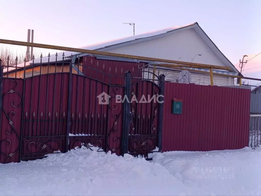 Дом в Белгородская область, Корочанский район, Алексеевское с/пос, с. ... - Фото 2