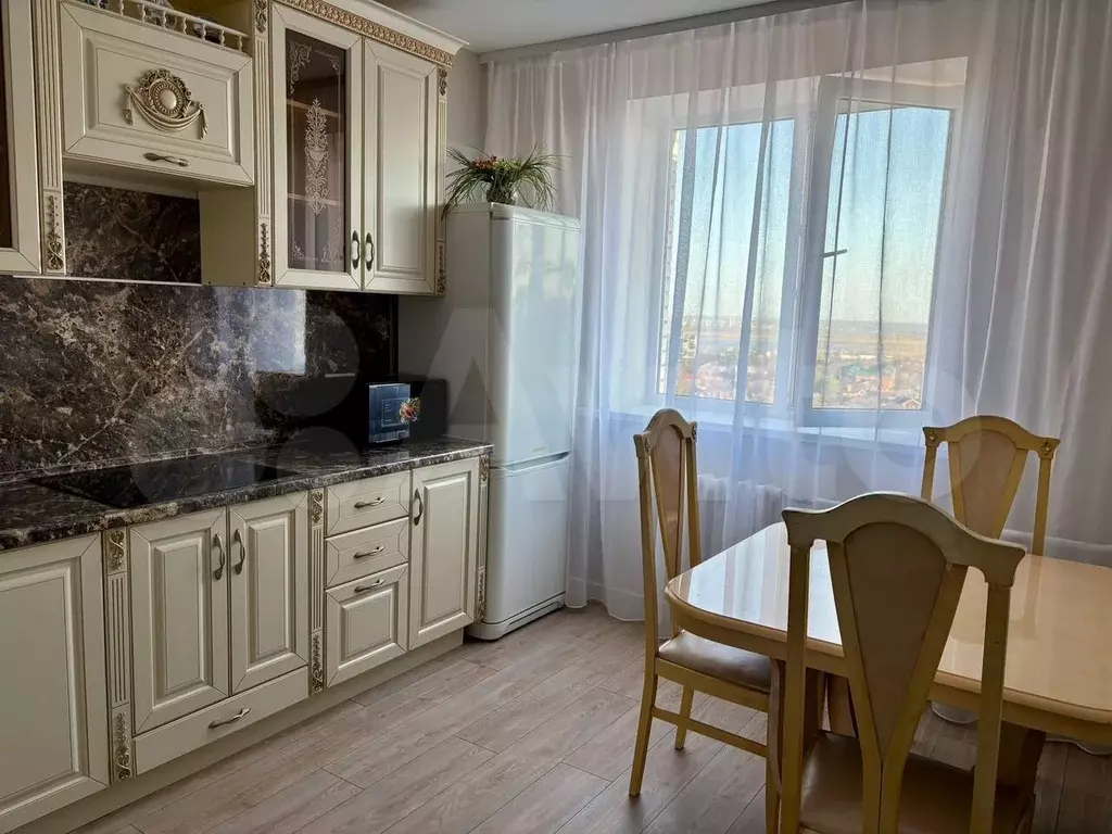 2-к. квартира, 60 м, 16/18 эт. - Фото 0
